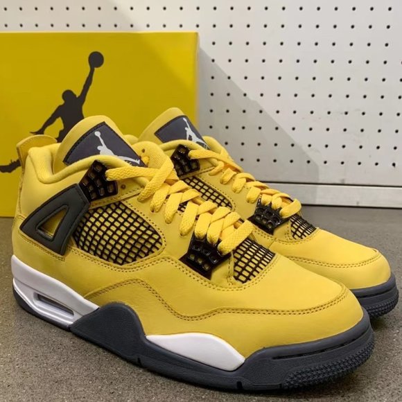 Jordan Air Jordan 4 Yellow and white
